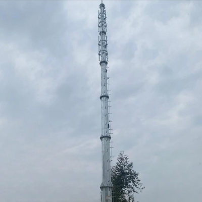 28 36 38-метровая монопольная вышка для внутренней прокладки кабеля для покрытия пешеходной эстакады 5G