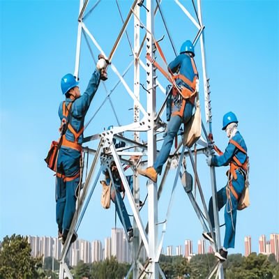 4G беспроводное наружное телевидение сотовый телефон связи спутниковые микроволновые радио антенны решетчатая башня 4 ноги угловая башня