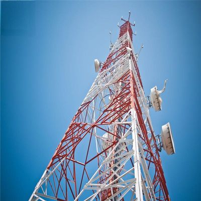 Производитель 4-ноги Стальной пилон 5 км Wifi передатчик и приемник Угловая решетка Микроволновая беспроводная поддержка радио башня