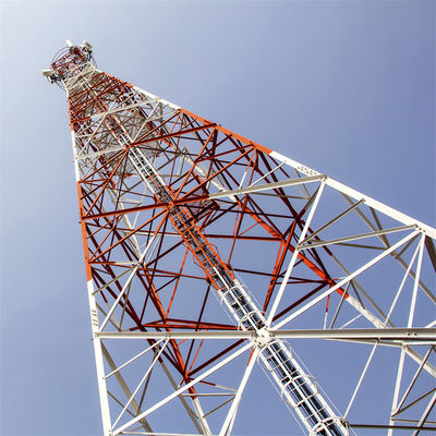Производитель 4-ноги Стальной пилон 5 км Wifi передатчик и приемник Угловая решетка Микроволновая беспроводная поддержка радио башня