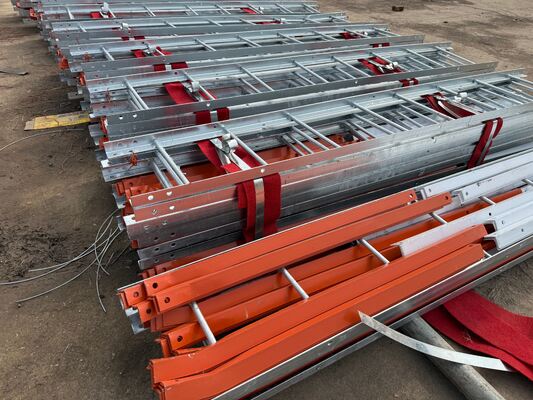 Четырехногая решетчатая стальная башня для телекоммуникаций и радиовещательной антенны