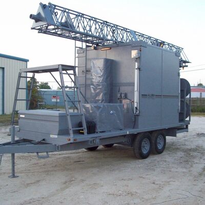 24м 25м 30м Мобильный грузовик Прицеп монтированный осветительный трубчатый ячейка на колесах телескопическая решетка антенна коммуникационная башня мачта