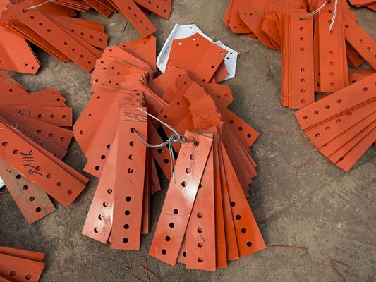 3 ноги угловая стальная башня треугольная беспроводная коммуникационная башня с несколькими операционными платформами и молниеносной стойкой для безопасности