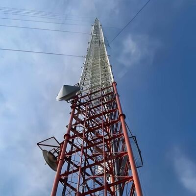 20m-50m Солнечная интегрированная вантовая башня для удаленного мониторинга и связи на фотоэлектрической электростанции